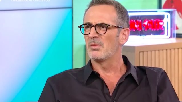 Κώστας Κρομμύδας: &quot;Διαβάζω σχόλια καχυποψίας ότι αποκλείεται να γράφω τα βιβλία μου&quot;