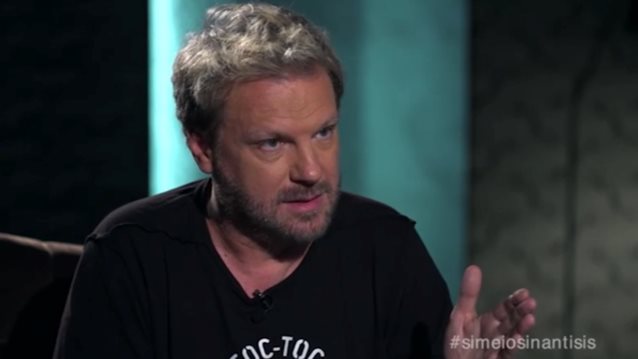 Κώστας Σπυρόπουλος: Μιλα για όλα! Η ταμπέλα του συντρόφου της Αλίκης, η ζηλευτή καριέρα &amp; ο στόχος της οικογένειας που δεν πέτυχε