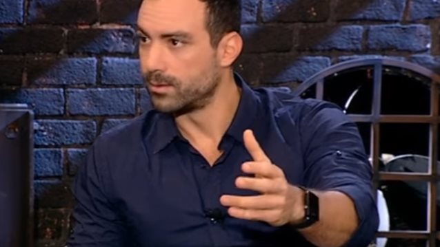 Σάκης Τανιμανίδης: Δείτε τον μόνο με το εσώρουχο του!