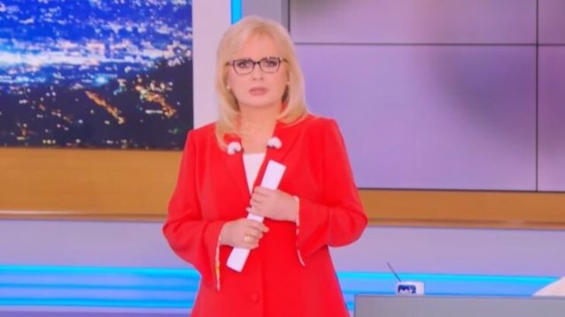 Αγγελικη Νικολουλη: &quot;Ειδαμε αυτην την κοπελα, αυτην τη θεατρινα την μικροσκοπικη, που ελεγαν καποιοι...&quot;