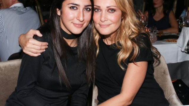 Νατάσα Θεοδωρίδου: Η σπάνια βραδινή έξοδος με την 22χρονη κόρη της: Δείτε φωτογραφίες!