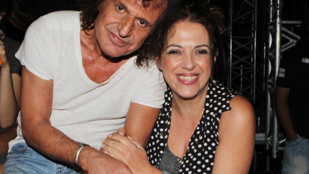 Ελένη Ράντου &amp; Βασίλης Παπακωνσταντίνου σε ένα σπάνιο οικογενειακό στιγμιότυπο με την κόρη τους