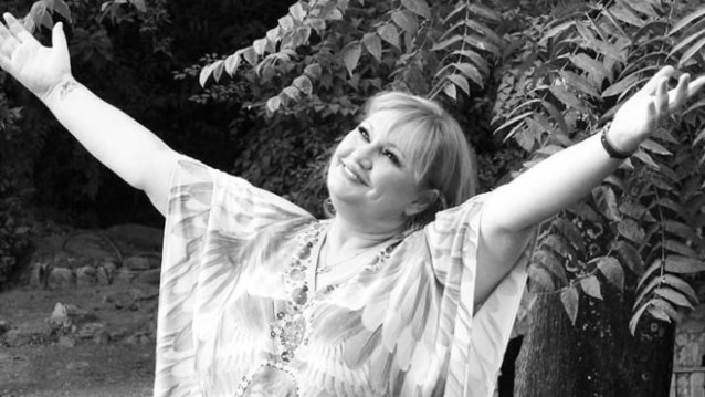 Καιτη Φινου: Η συγκλονιστικη εξομολογηση για την αποτοξινωση και την προσπαθεια να σταματησει τα αντικαταθλιπτικα