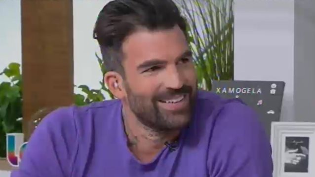 Ο Δημήτρης Αλεξάνδρου στην πιο cute φωτογραφία με τον γιο του