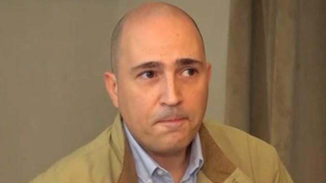 Η πρώτη αντίδραση του Κωνσταντίνου Μπογδάνου μετά την αποχώρηση του Βαγγέλη Σερίφη από την εκπομπή του