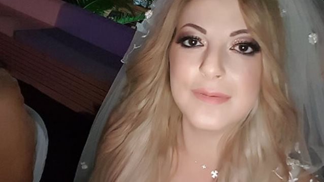 Όλγα Κιουρτσάκη - Φώτης Λιόσης: Παντρεύτηκαν! Η αποκάλυψη του νυφικού &amp; τα πρώτα πλάνα από το after wedding party τους