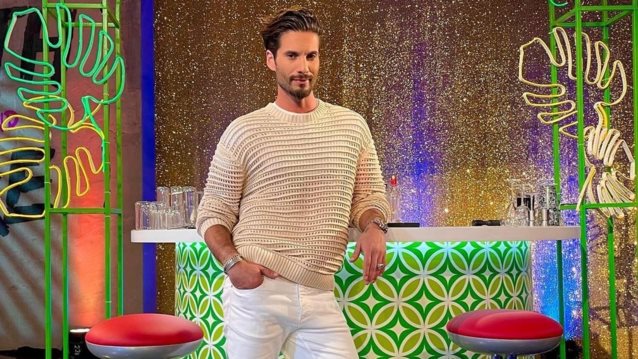 Aide-mémoire | Η βραδιά που ο Γιώργος Καράβας άναψε φωτιές με μία συνέντευξη