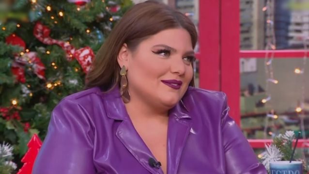 Δανάη Μπάρκα: &quot;Να καταλάβουμε όλοι ότι γύρω μας έχουμε ανθρώπους και όχι προϊόντα&quot;