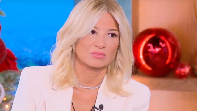Το σχόλιο της Φαίης Σκορδά: Διάβασα τη συνέντευξη και είπα &quot;Μας δουλεύει τώρα&quot;