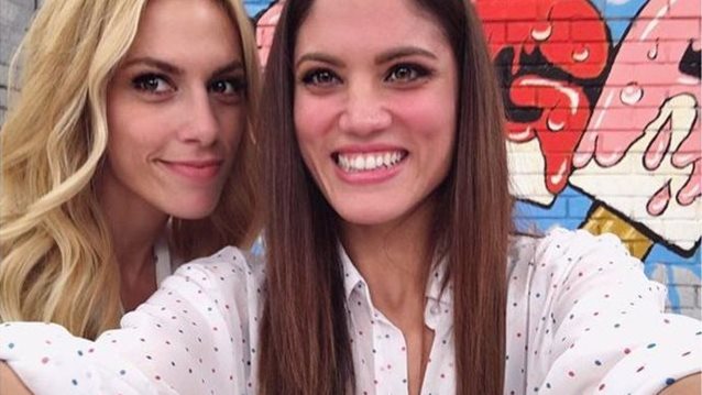 Ντορέττα Παπαδημητρίου- Μαίρη Συνατσάκη: Δείτε τις να ξεβάφονται on air: Video