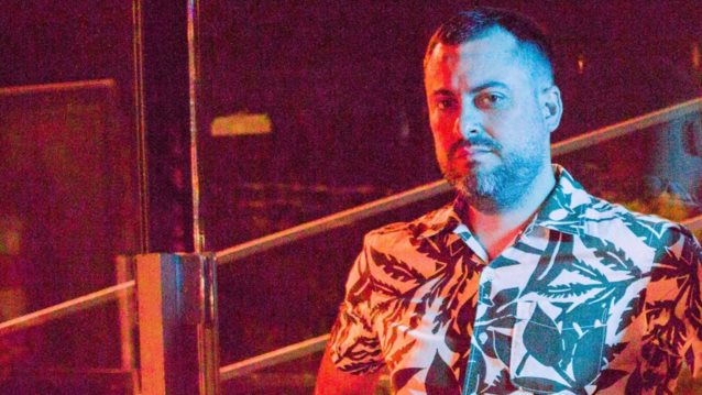 Mετά την &quot;Ανισόπεδη Ντίσκο&quot; Pan Pan &amp; Καλλιόπη Μητροπούλου παρουσιάζουν το εθιστικό &quot;Μόνο Με Τα Μάτια&quot;