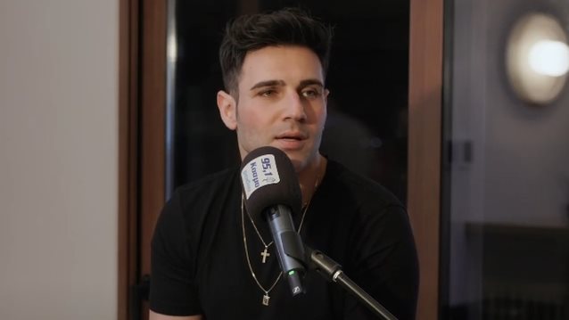 Πέτρος Ιακωβίδης &quot;Το πρώτο τηλέφωνο που πέφτει πάντα είναι μεταξύ μας&quot;