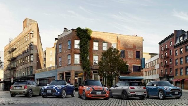 ΜΙΝΙ ΣΦΑΚΙΑΝΑΚΗΣ: Πραγματοποίησε ένα event με δώρα αξίας 1.400€