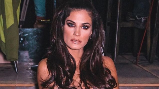 Χριστίνα Μπόμπα: Ultra glam στα battles του The Voice
