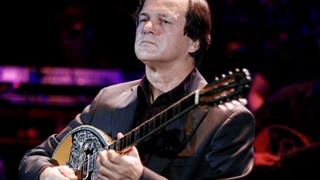 Χρήστος Νικολόπουλος: Οι πρώτες δηλώσεις μετά τη διάρρηξη: Κάνει έκκληση να επιστρέψουν το μπουζούκι του