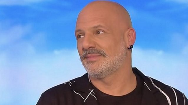 Νίκος Μουτσινάς για Super Κατερίνα: &quot;Αυτοί γιατί είναι όλοι μαζί; Είναι το σόι που μισιέται&quot;