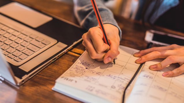 Ζώδια &amp; οργάνωση : Ποια ζώδια είναι οργανωτικά; Τι πρέπει να ξέρει κάθε ζώδιο για να πάει καλά στα επαγγελματικά;
