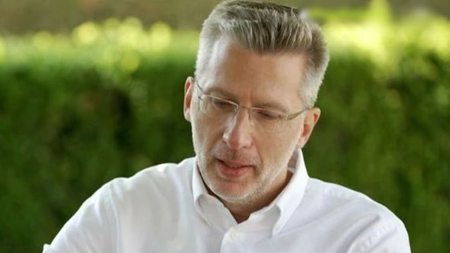 Ο Άκης Σκέρτσος συγκινήθηκε μιλώντας για τον γιο του: &quot;Ο μεγαλύτερος φόβος μου για τον γιο μου είναι η υγεία του&quot;