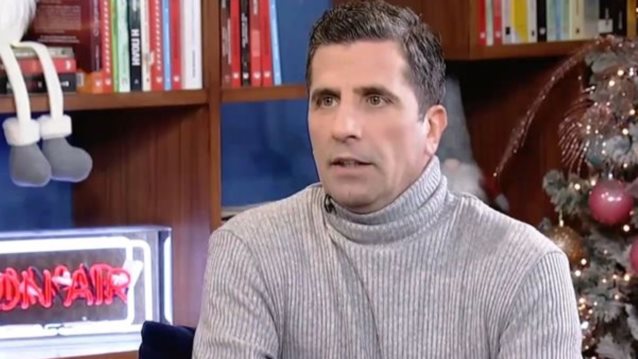 Η συγκλονιστική εξομολόγηση του Θανάση Βισκαδουράκη στο &quot;Στούντιο 4&quot;: &quot;Στεναχωριέμαι όταν με ρωτάει ο γιος μου, &quot;Μπαμπά εσύ δεν έχεις πατρικό σπίτι;&quot;&quot;