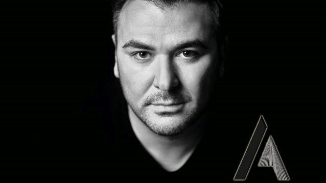 Αντώνης Ρέμος: Είναι επίσημο: Επιστρέφει στο «Αθηνών Αρένα» με την Ελένη Φουρέιρα! Δείτε την αφίσα