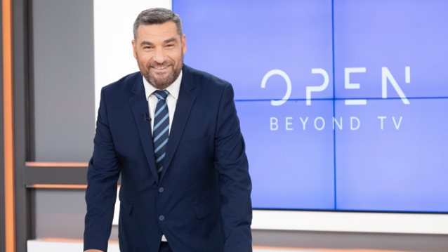 Το νέο τηλεοπτικό βήμα του Μάνου Νιφλή προκαλεί έκληξη