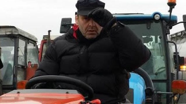 Απόστολος Γκλέτσος: Οδηγεί τρακτέρ ως επικεφαλής των αγροτών: Φωτογραφίες