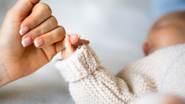 Ιωάννινα: Άνδρας άρπαξε βρέφος από το Πανεπιστημιακό Νοσοκομείο - Είπε πως είναι ο βιολογικός πατέρας