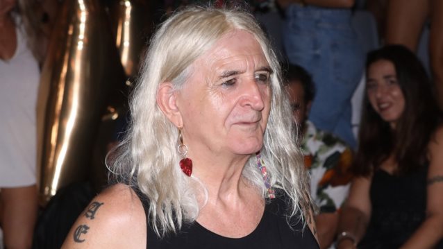 Νίκος Καρβέλας: &quot;Οι γονείς γεννάνε το δουλάκι που θα το έχουν εξαρτημένο με την αγάπη&quot;