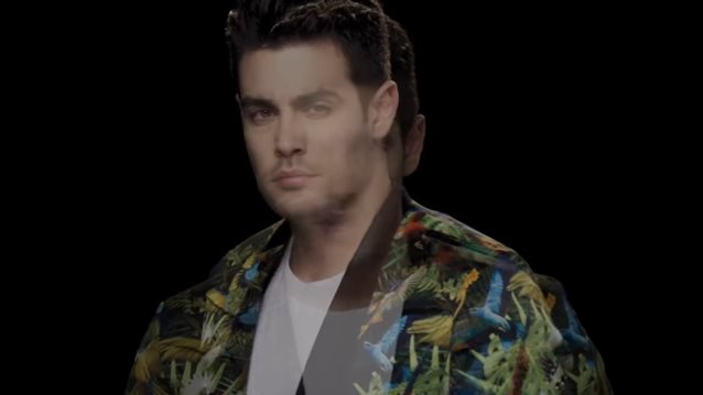 Κώστας Μαρτάκης: Πιο ερωτικός από ποτέ: Δυναμική επιστροφή με νέο τραγούδι!