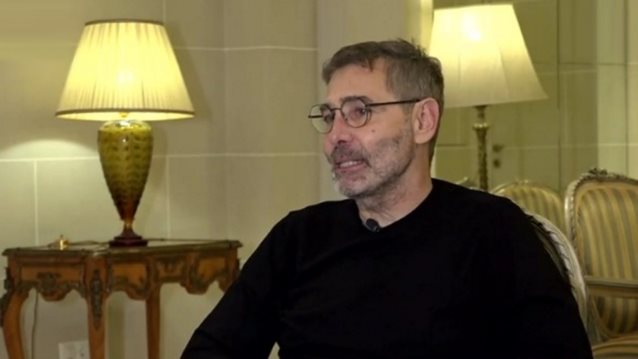 Ο Θοδωρής  Αθερίδης για την άγνωστη σχέση του με τον Νίκο Σεργιανόπουλο: &quot;Αποτραβήχτηκα εγώ για να μην ξαναπέσω στο αλκοόλ - Τα είχε κάνει λίγο κουλουβάχαρτα&quot;