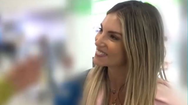 Η αντίδραση της Αθηνάς Οικονομάκου στην ερώτηση για το εξώδικο