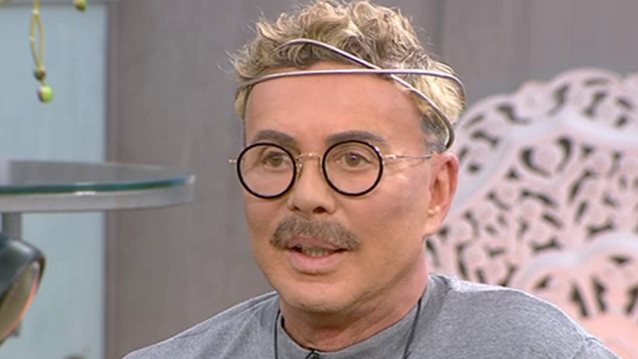 Καταπέλτης ο Λάκης Γαβαλάς για τις εκπομπές &quot;make over&quot;