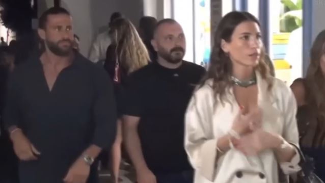 Ο Κωνσταντίνος Βασάλος σε νυχτερινή έξοδο με γυναικεία παρουσία που δεν είναι η Δανάη Βαρθολομάτου