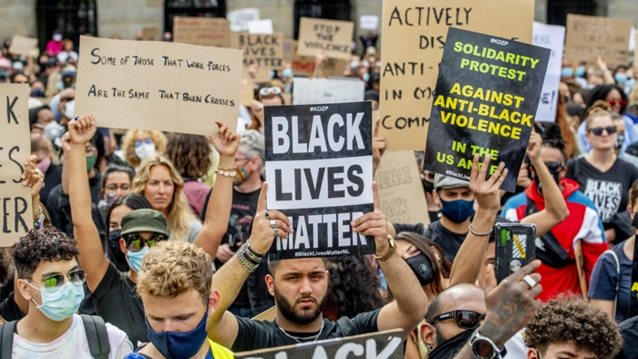 #JusticeForGeorgeFloyd: Η Αμερική φλέγεται