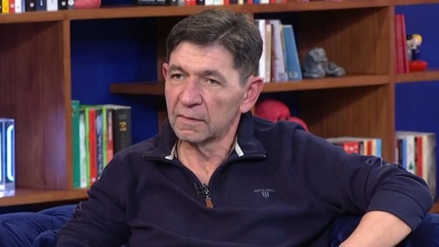 Γεράσιμος Σκιαδαρέσης: &quot;Δεν τον ενδιέφερα επί της ουσίας. Με ξαναθυμήθηκε πριν πεθάνει. Δεν ήταν ότι καιγόταν να με δει&quot;