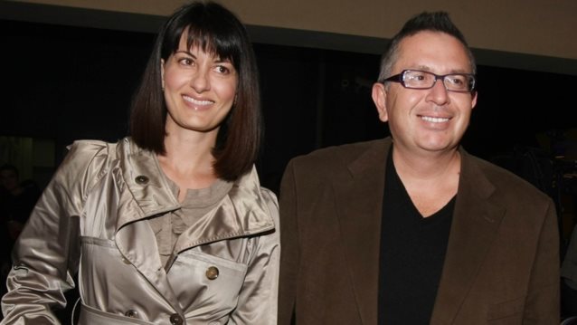 Η σπάνια δημόσια εμφάνιση της συζύγου του Θέμου Αναστασιάδη, Βασιλική Παναγιωτοπούλου - Η έξοδος με φίλες