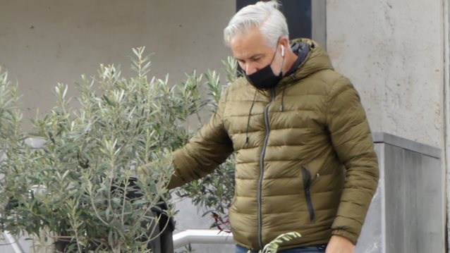 Ο Χάρης Χριστόπουλος βόλτα με τον γιο του!