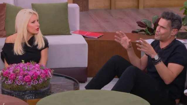 Video of the Day | Στα πατώματα η Ελένη Μενεγάκη με τον Δημήτρη Ουγγαρέζο