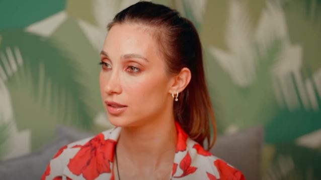 Δήμητρα Βαμβακούση: &quot;Ο γάμος έπαιζε παντού, είχαμε έναν δικό μας άνθρωπο στο νοσοκομείο, και ήμουν έγκυος&quot;