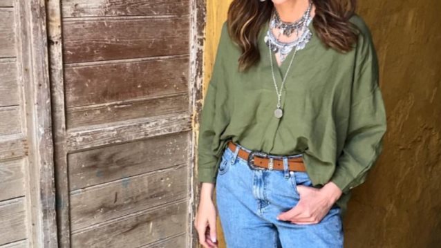 Δέσποινα Βανδή
: «Φέτες» στα 50 της | Η φωτογραφία που θα σε κάνει να τρέξεις στο γυμναστήριο
