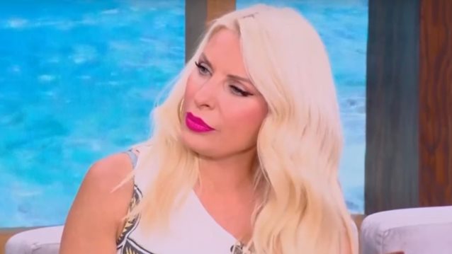 Η Ελένη Μενεγάκη μόλις ξεκίνησε το φλερτ με τη βραδινή ζώνη! Οι ατάκες on air