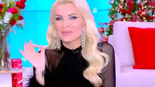 Κατερίνα Καινούργιου: "Μονόπετρα ψωνίζει ο κόσμος; Δυσκολεύονται σε αυτά"