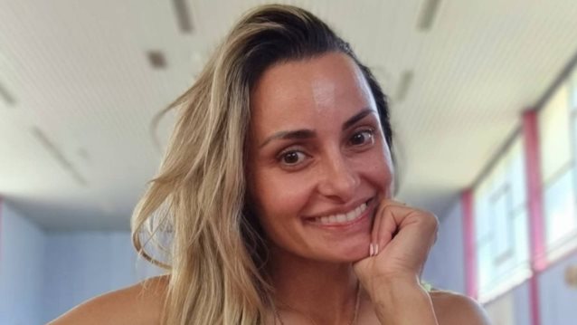 Βασιλική Μιλλούση | Το βίντεο που γυμνάζεται με την μικρή κόρη της είναι ό,τι πιο γλυκό έχεις δει