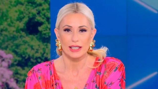 Μαρία Μπακοδήμου Vs Light: "Είναι αλλού νυχτωμένος"