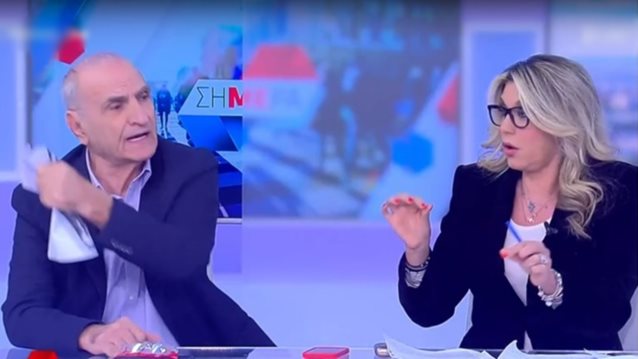 Χαμός στον αέρα: Ο Βαρεμένος άρπαξε φωτογραφία μέσα από τα χέρια της Άννας Καραμανλή και την τσαλάκωσε [βίντεο]