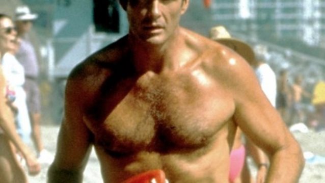 Baywatch: Πώς είναι σήμερα οι πρωταγωνιστές της δημοφιλούς σειράς;