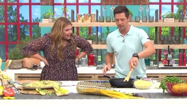 Η Συνταγή της Ημέρας: Ο Απόστολος Ρουβάς ετοίμασε λιγκουίνι με σαρδέλες και φινόκιο