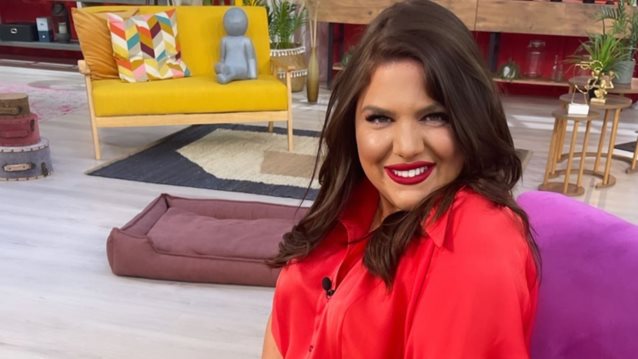 Αγνώριστη η Δανάη Μπάρκα | Κατάξανθη σε σπάνιες φωτογραφίες από το 2013