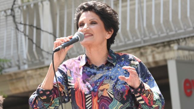 H Άλκηστις Πρωτοψάλτη έγινε "μητέρα"