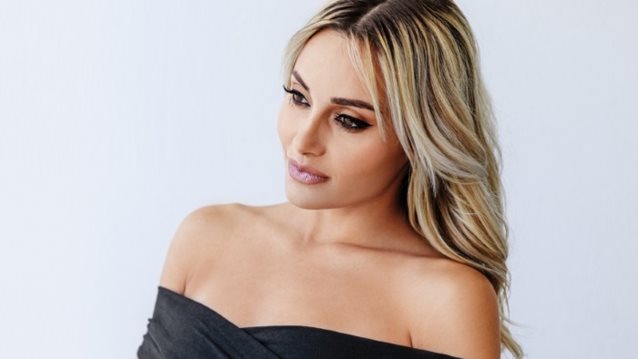 Βασιλική Μιλλούση : Η αποκάλυψη για τη σχέση της με τον Λευτέρη Πετρούνια που δεν γνωρίζαμε!